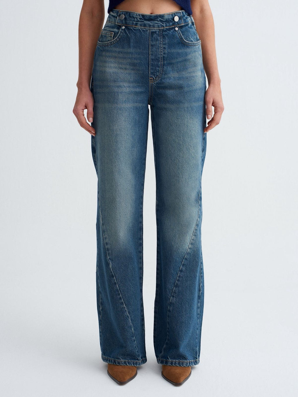 Vintage Wash Barrel Jeans
