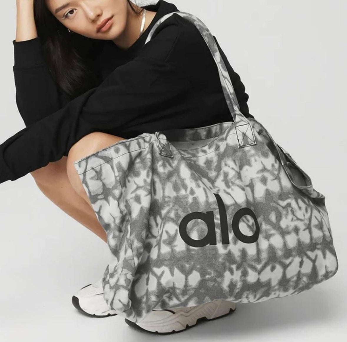 Alo Yoga Tote Bag