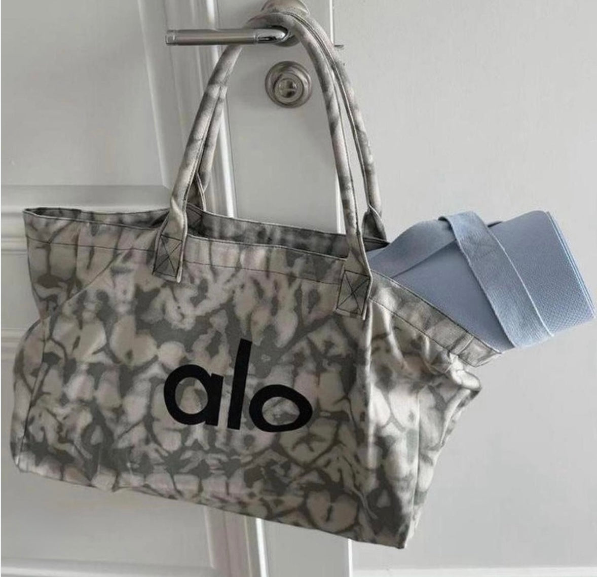 Alo Yoga Tote Bag